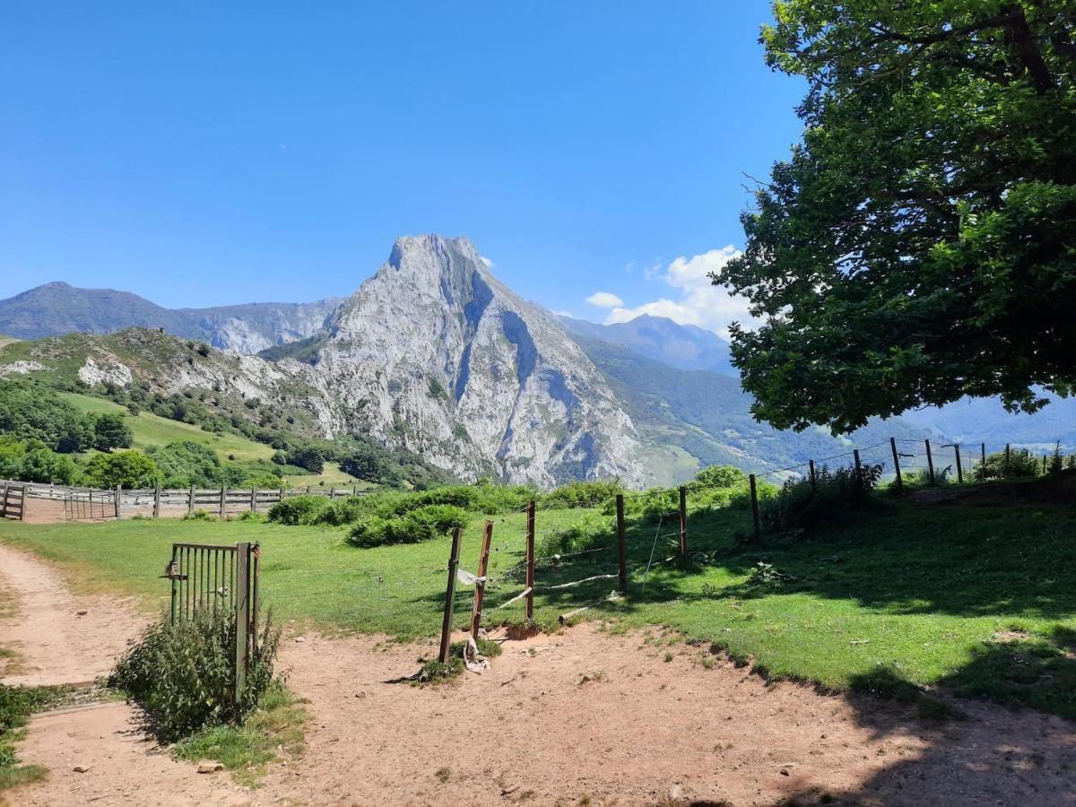 Hosteria Picos De Europa Potes Exteriér fotografie